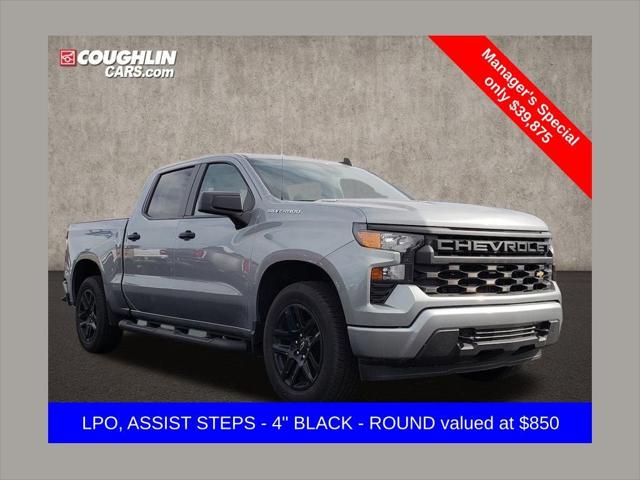 2025 Chevrolet Silverado 1500 4WD Crew Cab Short Bed Custom