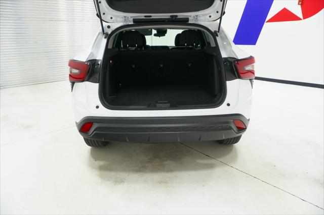 2025 Chevrolet Trax FWD LS