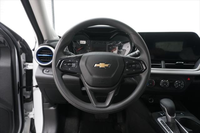2025 Chevrolet Trax FWD LS