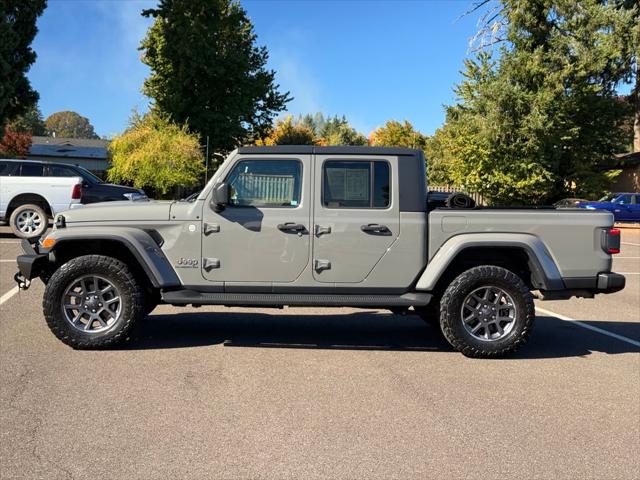 2020 Jeep Gladiator Overland 4X4 2020 Jeep Gladiator Overland 4X4