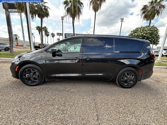2021 Chrysler Pacifica Hybrid Limited