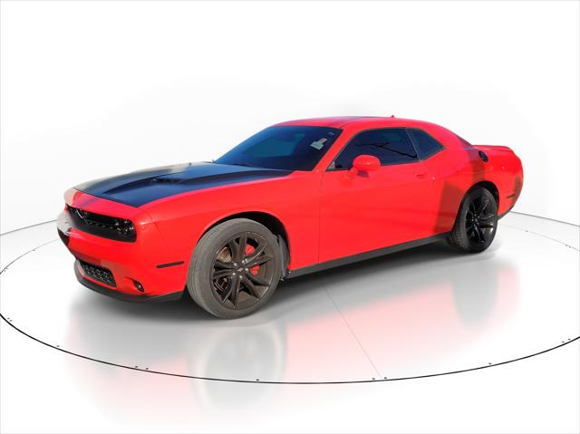 2017 Dodge Challenger SXT Plus