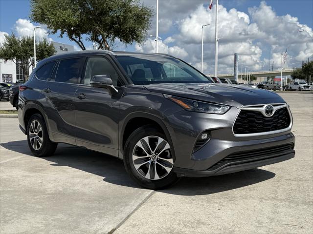 2022 Toyota Highlander XLE 2022 Toyota Highlander XLE