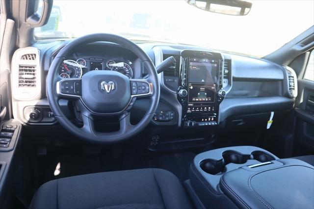 2026 RAM Ram 2500 RAM 2500 TRADESMAN CREW CAB 4X4 64 BOX