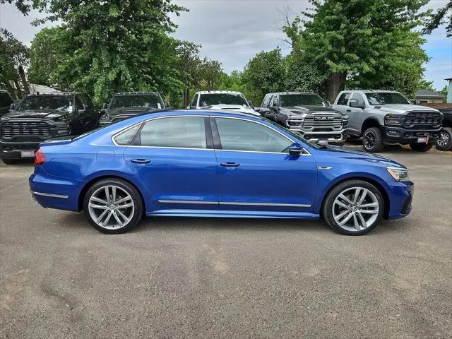 2017 Volkswagen Passat 1.8T R-Line