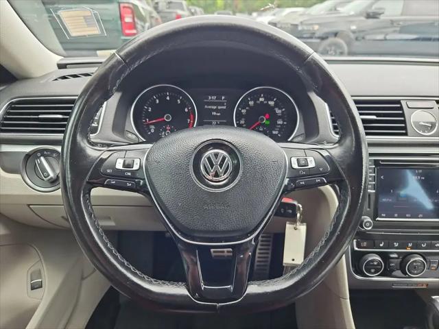 2017 Volkswagen Passat 1.8T R-Line