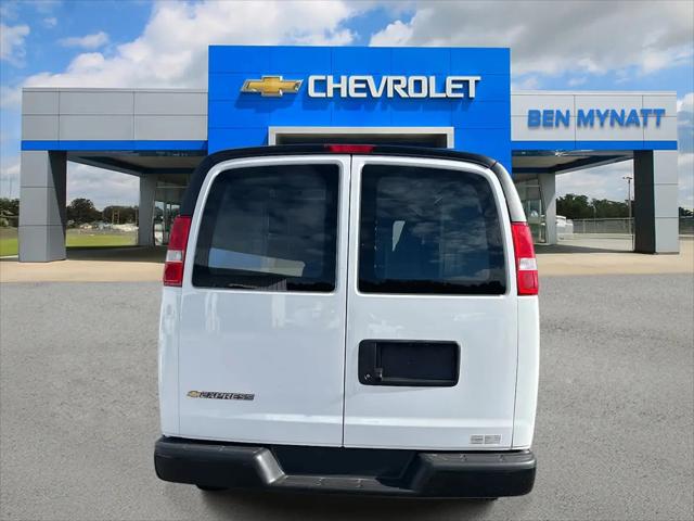 2025 Chevrolet Express Cargo Van RWD 2500 Regular Wheelbase WT