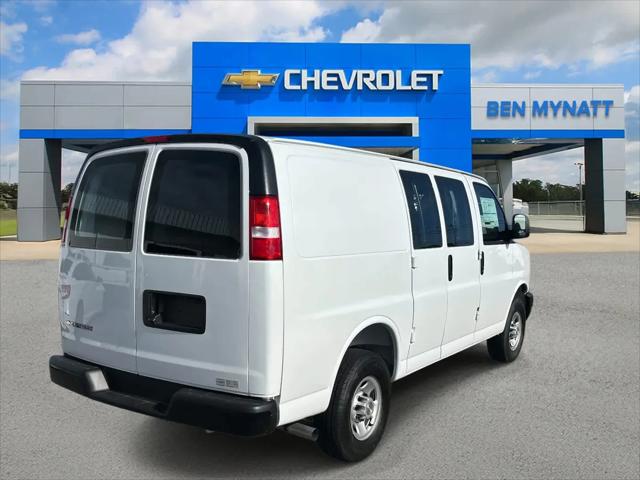 2025 Chevrolet Express Cargo Van RWD 2500 Regular Wheelbase WT