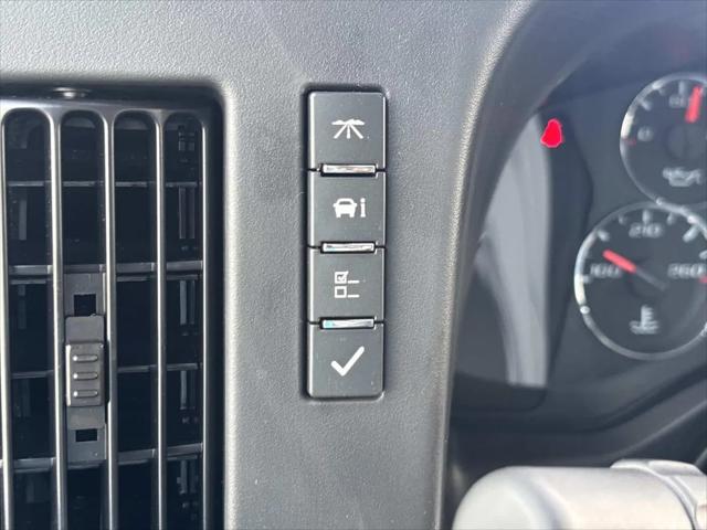 2025 Chevrolet Express Cargo Van RWD 2500 Regular Wheelbase WT