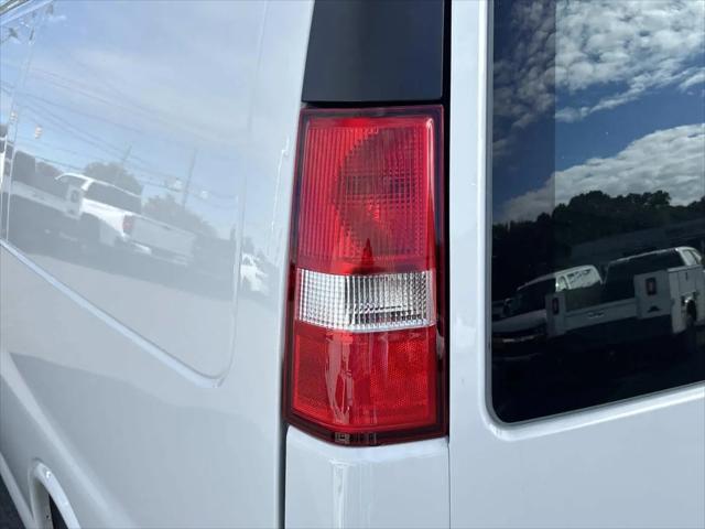 2025 Chevrolet Express Cargo Van RWD 2500 Regular Wheelbase WT