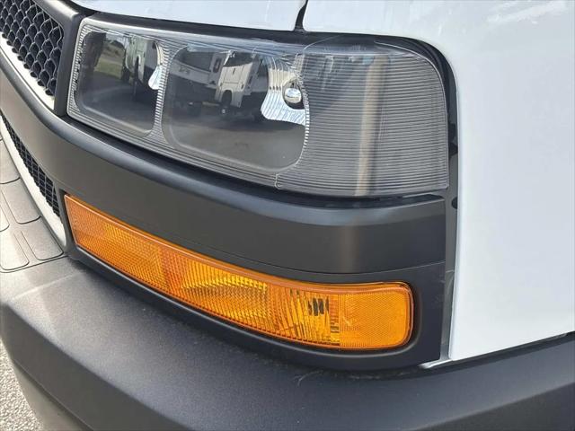 2025 Chevrolet Express Cargo Van RWD 2500 Regular Wheelbase WT
