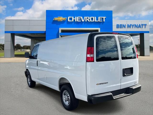 2025 Chevrolet Express Cargo Van RWD 2500 Regular Wheelbase WT