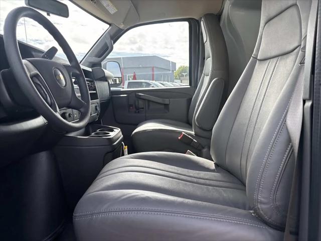 2025 Chevrolet Express Cargo Van RWD 2500 Extended Wheelbase WT