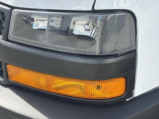 2025 Chevrolet Express Cargo Van RWD 2500 Extended Wheelbase WT