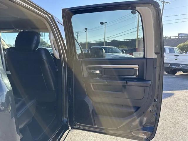2018 Ram 3500 Laramie Crew Cab 4x4 8' Box