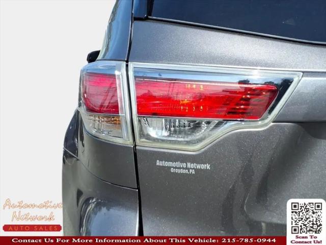 2016 Toyota Highlander Limited Platinum V6