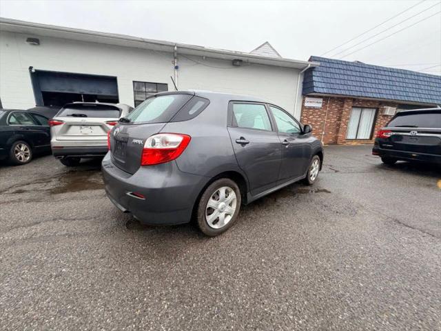 2009 Toyota Matrix Base