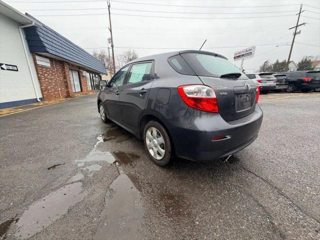 2009 Toyota Matrix Base