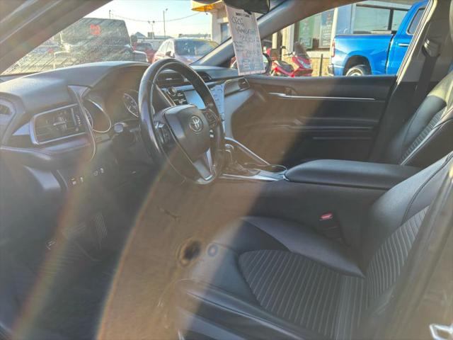 2020 Toyota Camry SE