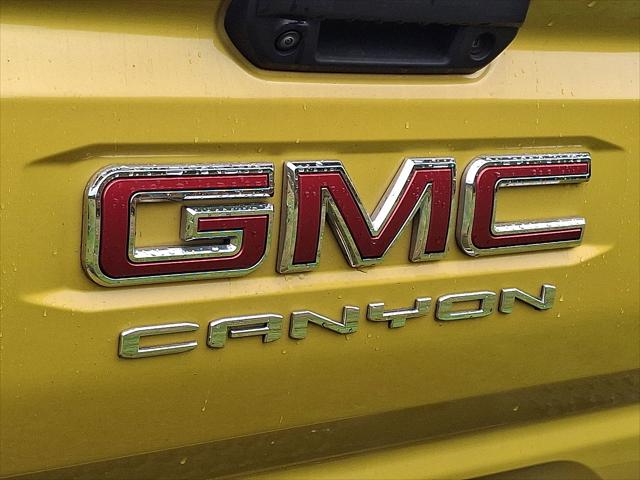2023 GMC Canyon 4WD Crew Cab Short Box AT4