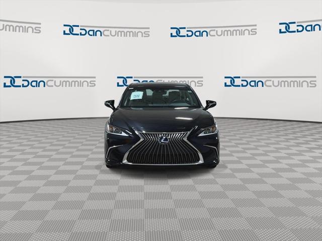 2021 Lexus ES 300h 300h 2021 Lexus ES 300h 300h