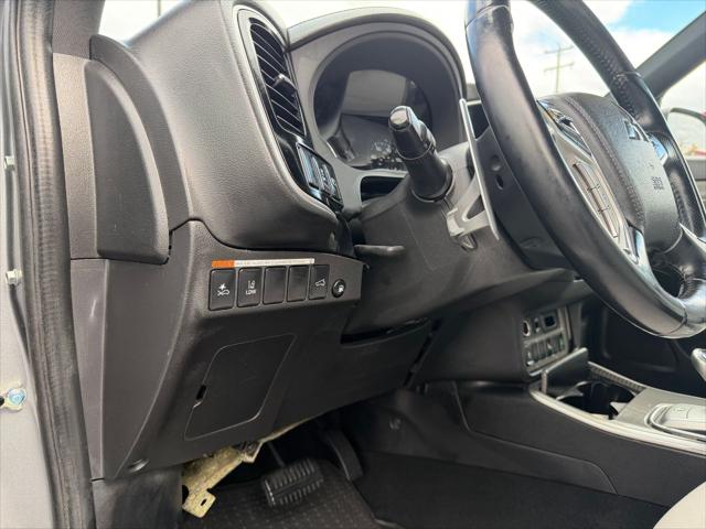 2022 Mitsubishi Outlander PHEV SEL S-AWC