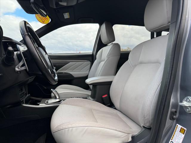 2022 Mitsubishi Outlander PHEV SEL S-AWC