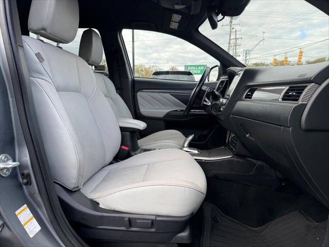 2022 Mitsubishi Outlander PHEV SEL S-AWC