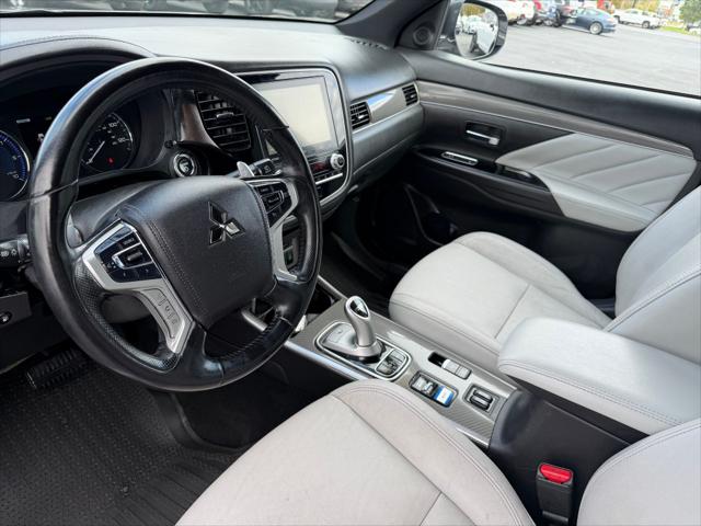 2022 Mitsubishi Outlander PHEV SEL S-AWC