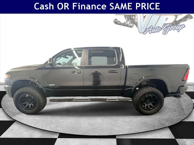 2025 Ram 1500 Big Horn Crew Cab 4x4 5'7" Box