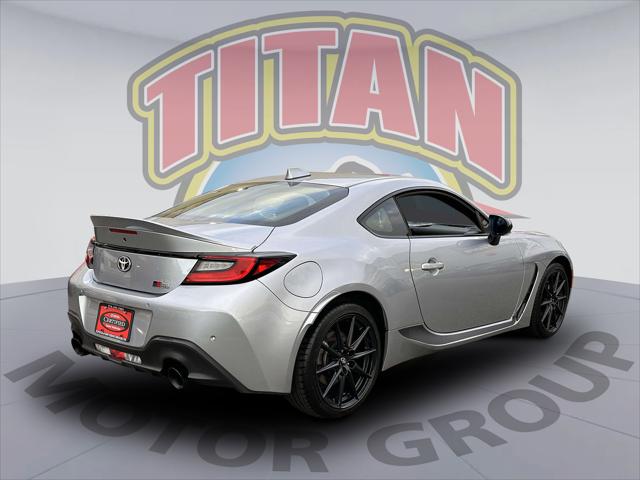 2023 Toyota GR86 Premium [2]