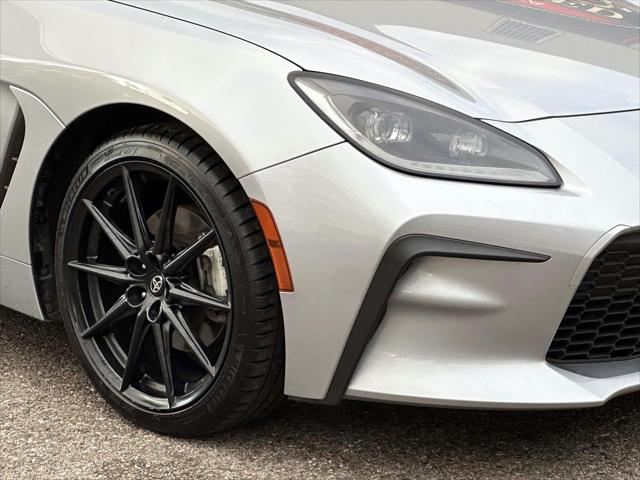 2023 Toyota GR86 Premium [8]