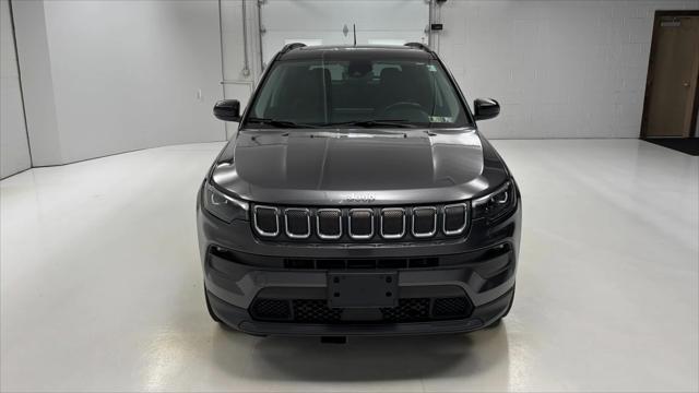 2022 Jeep Compass Latitude Lux 4x4 2022 Jeep Compass Latitude Lux 4x4