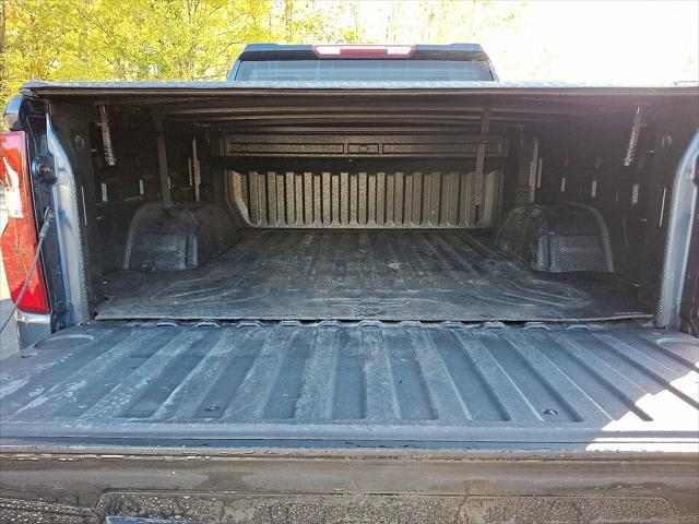 2021 Chevrolet Silverado 1500 4WD Crew Cab Short Bed LT