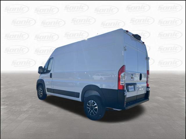 2025 RAM ProMaster 1500 Cargo Van SLT High Roof 136 WB