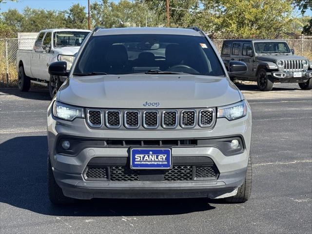 2024 Jeep Compass Latitude Lux FWD 2024 Jeep Compass Latitude Lux FWD
