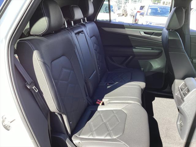 2026 Volkswagen Atlas Cross Sport 2.0T SE w/Technology