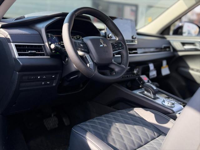 2025 Mitsubishi Outlander PHEV SEL S-AWC