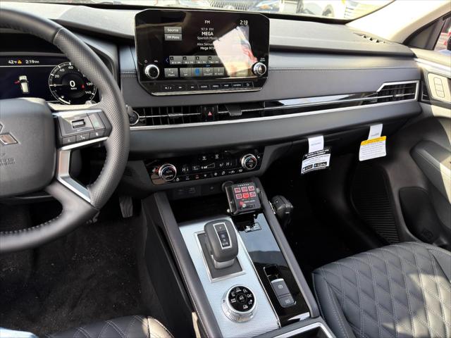 2025 Mitsubishi Outlander PHEV SEL S-AWC