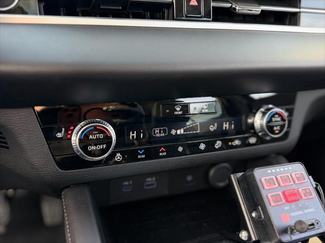 2025 Mitsubishi Outlander PHEV SEL S-AWC