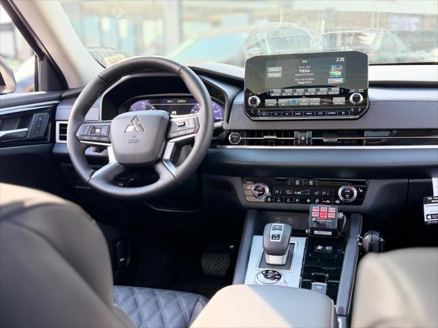 2025 Mitsubishi Outlander PHEV SEL S-AWC