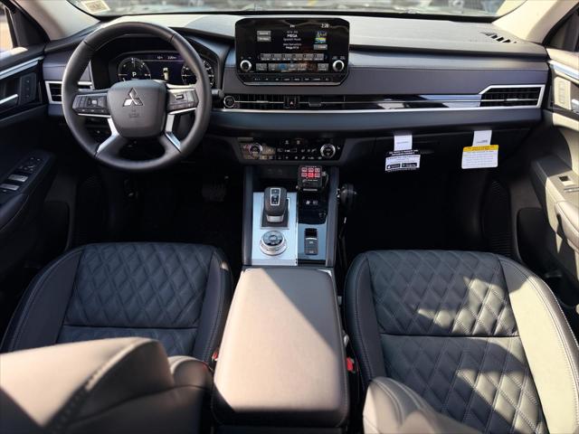 2025 Mitsubishi Outlander PHEV SEL S-AWC