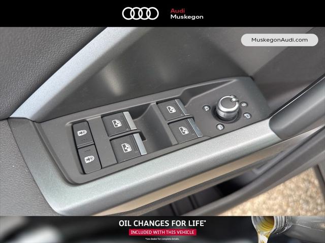 2025 Audi Q3 Premium 45 TFSI S line quattro Tiptronic