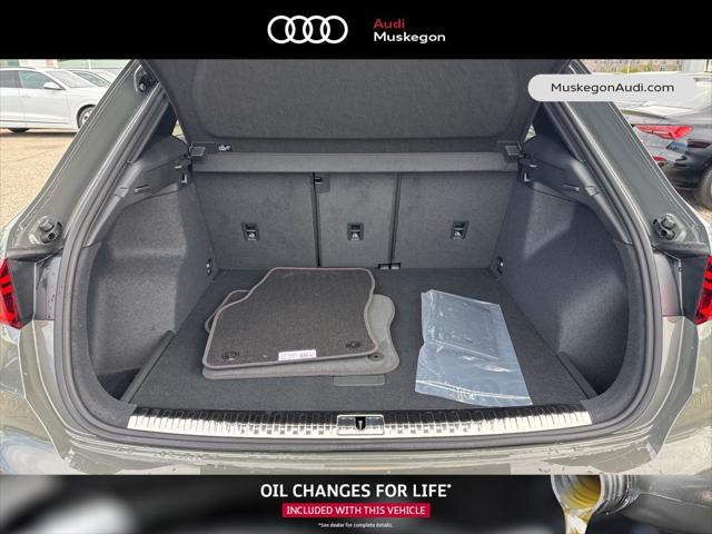 2025 Audi Q3 Premium 45 TFSI S line quattro Tiptronic