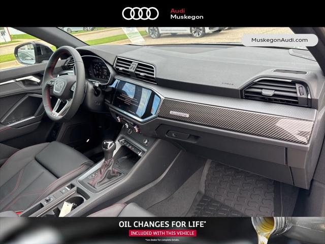 2025 Audi Q3 Premium 45 TFSI S line quattro Tiptronic