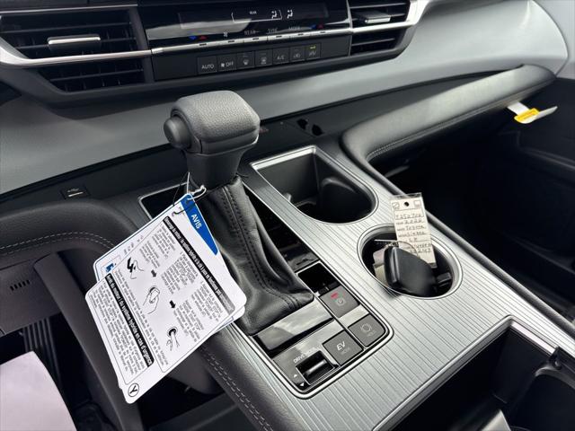 2025 Toyota Sienna LE