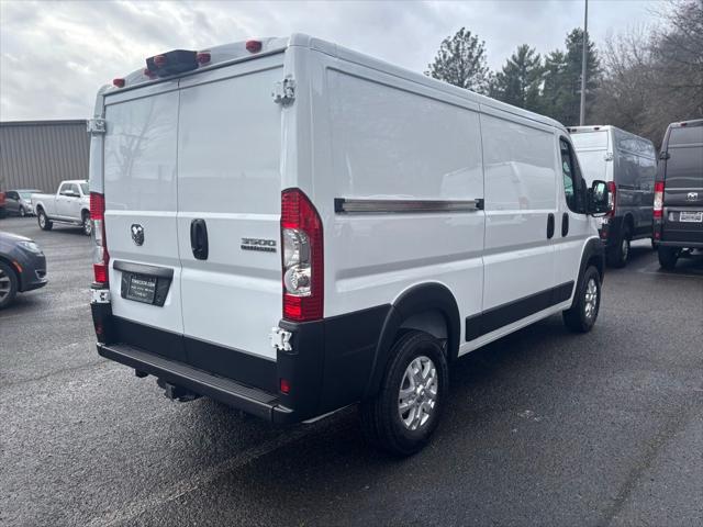 2026 Ram ProMaster Cargo Van SLT