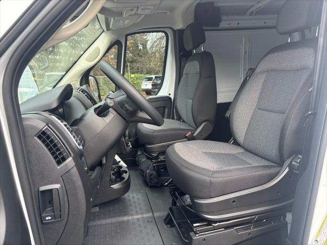 2026 Ram ProMaster Cargo Van SLT