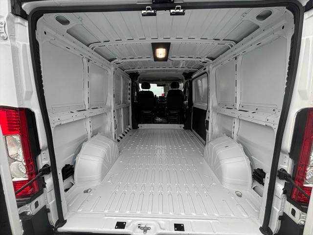 2026 Ram ProMaster Cargo Van SLT