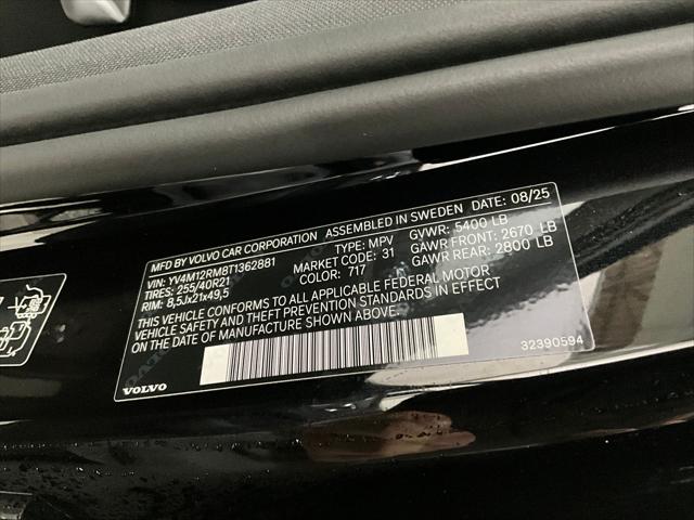 2026 Volvo XC60 B5 Ultra